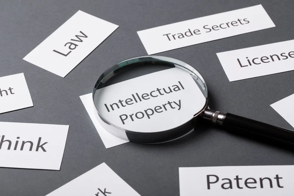 spotting legal problems in legal documents and contract clauses